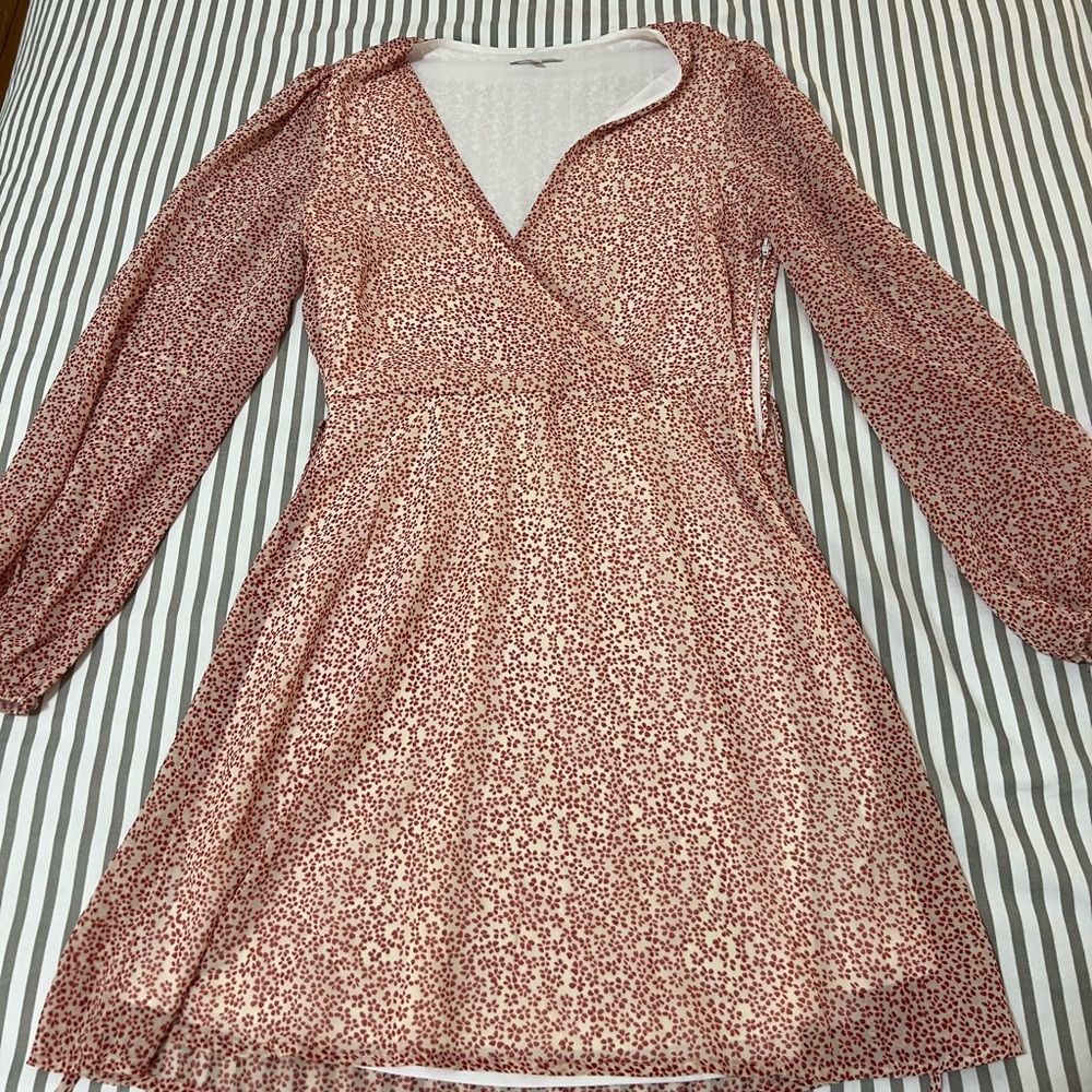 Super cute sheer sleeve dress